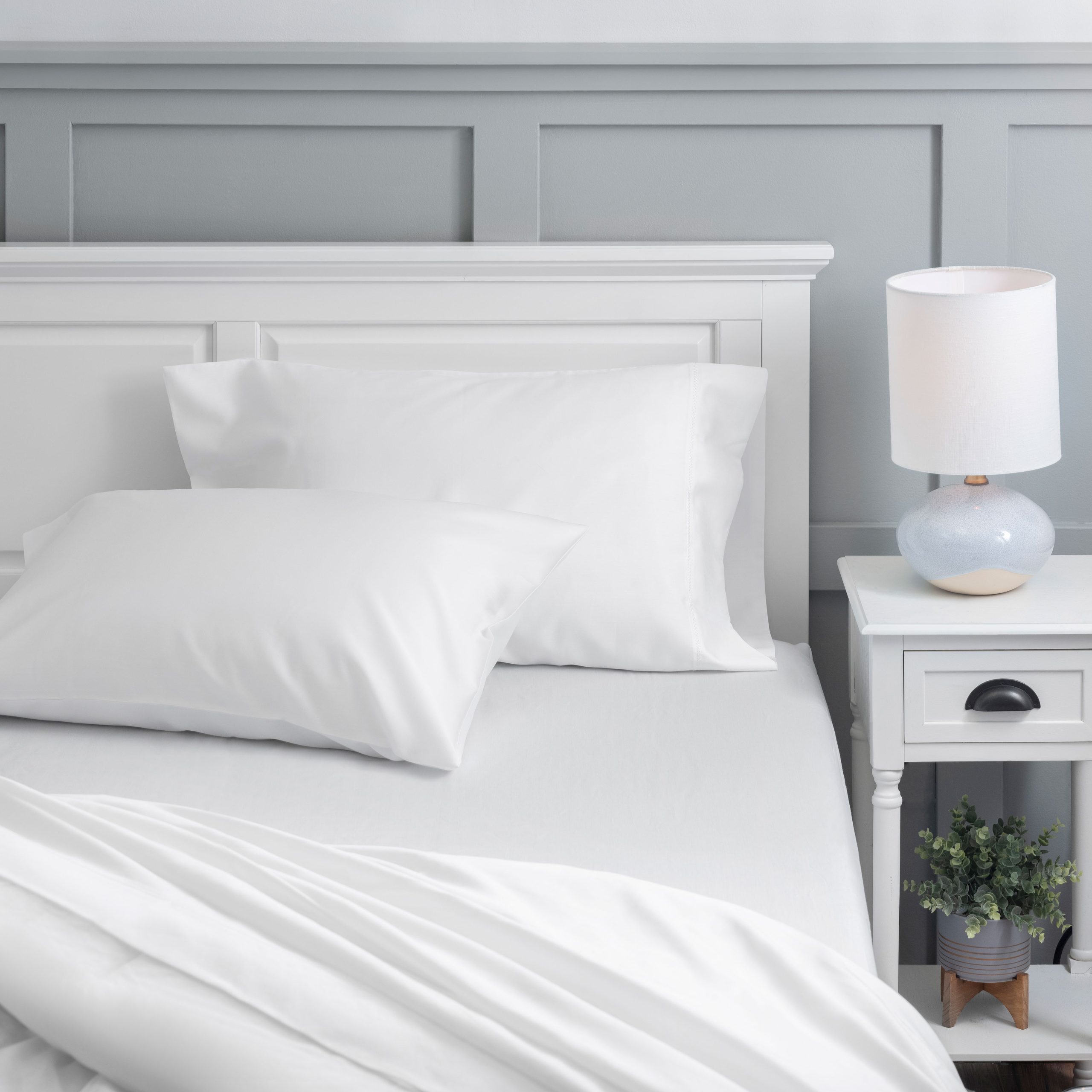 Hotel-Grade Sheet 160TC – 50% Cotton, 50% Polyester