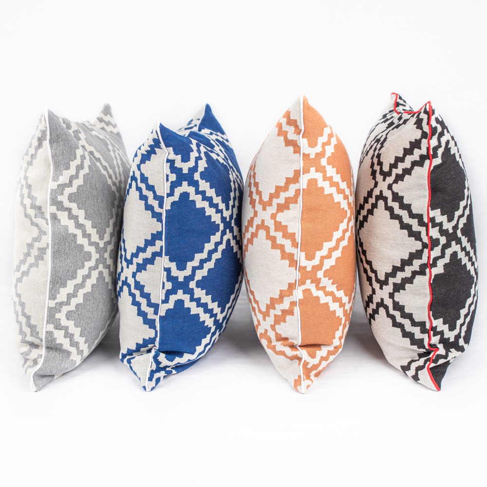 DECORATIVE CUSHION ALDO GREY REVERSIBLE 