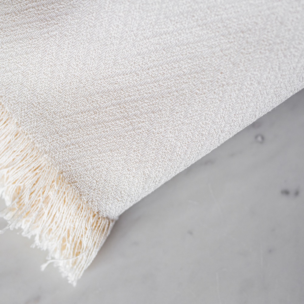 DECORATIVE THROW AVALON OFF-WHITE 