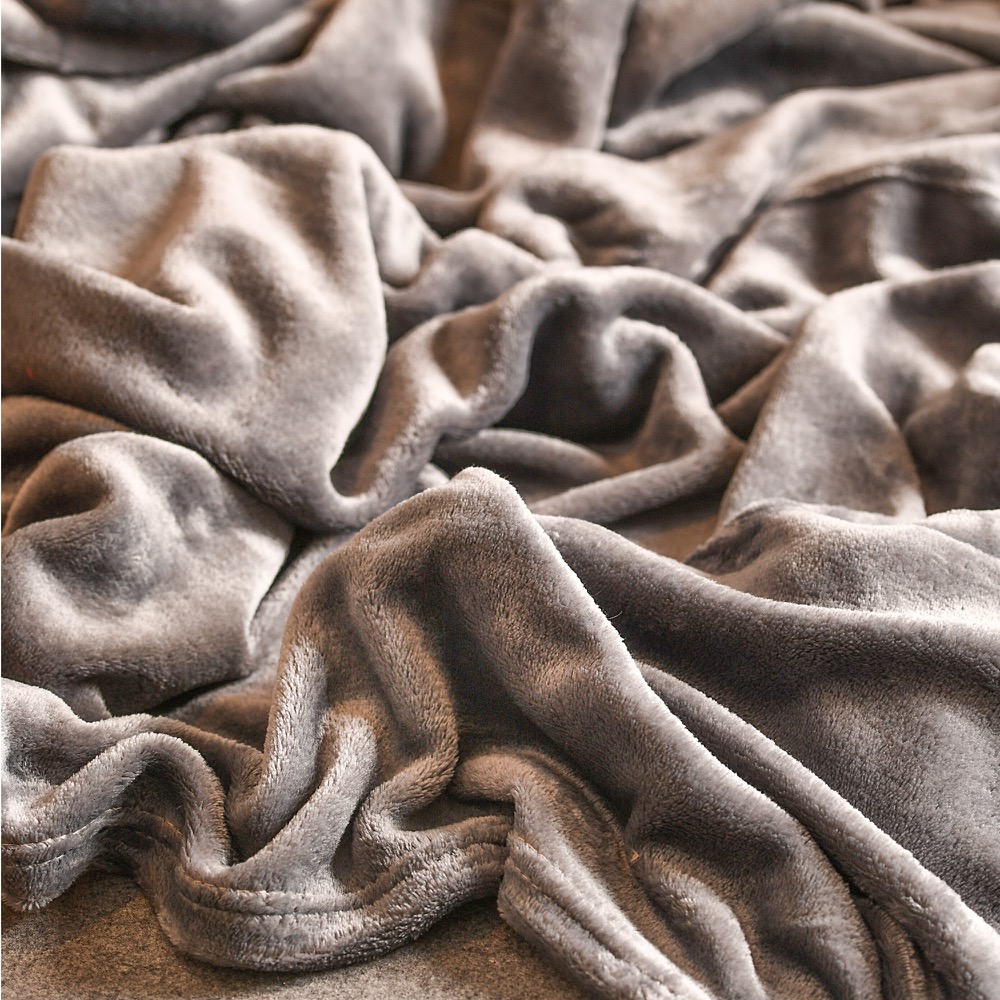 FLEECE GREY BLANKET
