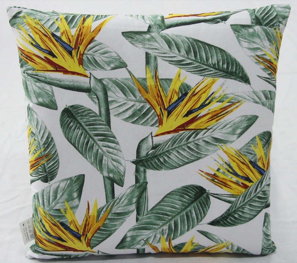 COTTON FLOOR CUSHION STRELIZIA FLORAL 60X60