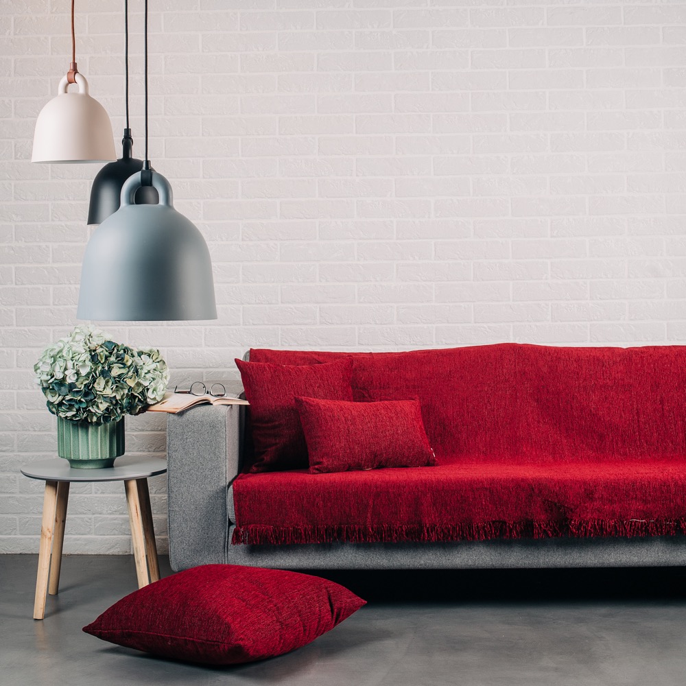 DECORATIVE PILLOW PLAIN BORDEAUX