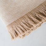 DECORATIVE THROW EARTH BEIGE