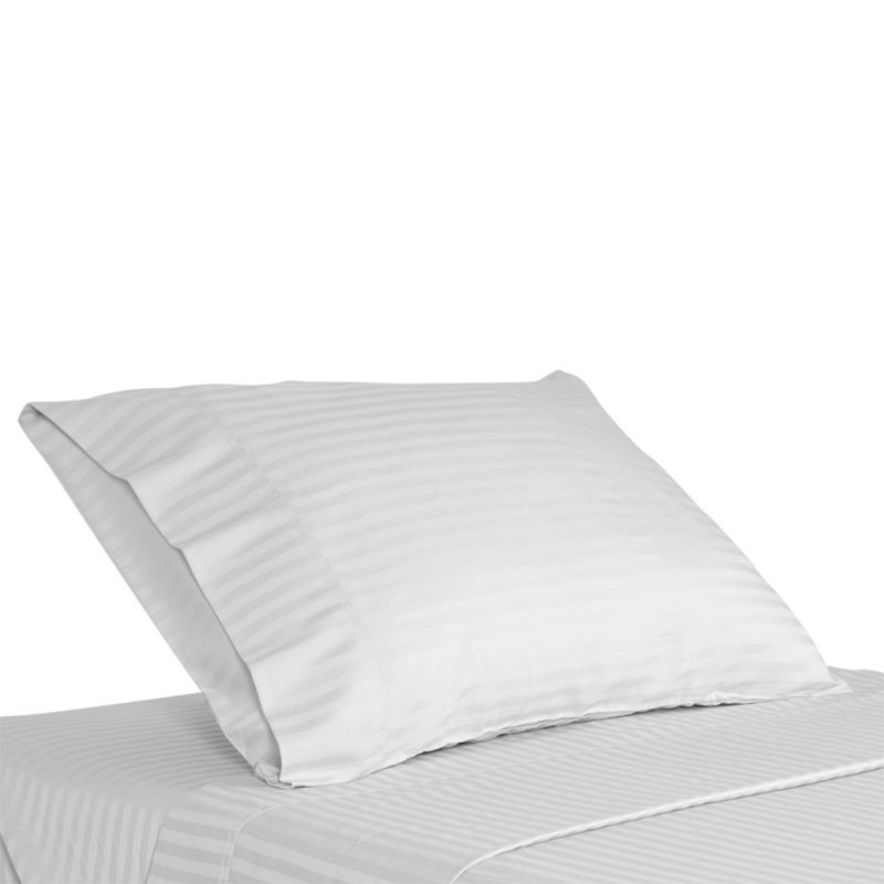 Φωτογραφία από Duvet Cover 240TC Polycotton – 70% Cotton, 30% Polyester with 1cm Satin Stripe
