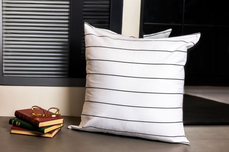 Φωτογραφία από  COTTON CUSHION 60x60 BEIGE WITH THIN BLACK STRIPES