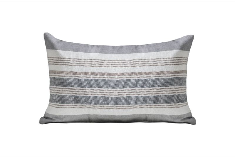 Φωτογραφία από DECORATIVE CUSHION WITH STRIPES 30X50