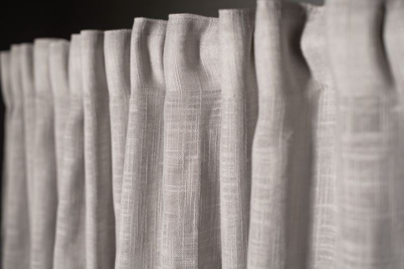 Φωτογραφία από ΚΟΥΡΤΙΝΑ ΓΑΖΑ SILVER 200Χ280 ΜΕ ΤΡΕΣΑ 