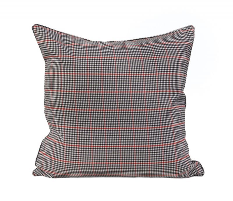 Φωτογραφία από DECORATIVE CUSHION SAXON CHECK 45Χ45