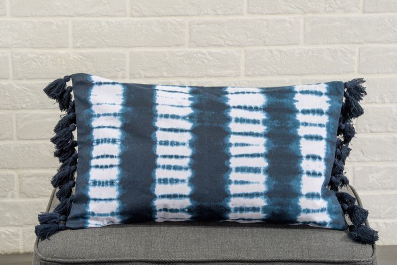 Φωτογραφία από COTTON CUSHION COUNTRY STYLE 30X50