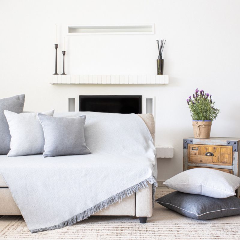 Φωτογραφία από THROW AVALON LIGHT GREY 